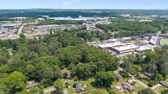 206 Ridley Dr, Carrollton, GA 30117