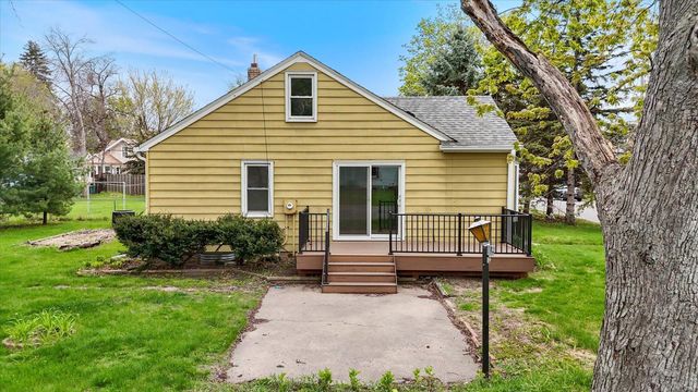 4656 2nd Avenue, White Bear Lake, MN 55110