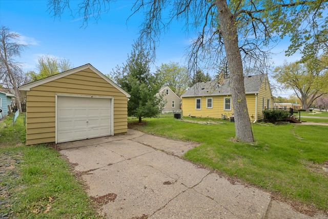4656 2nd Avenue, White Bear Lake, MN 55110
