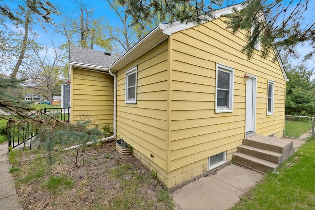 4656 2nd Avenue, White Bear Lake, MN 55110