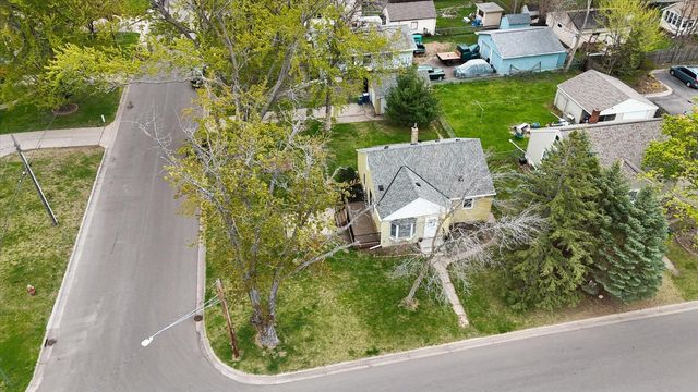 4656 2nd Avenue, White Bear Lake, MN 55110