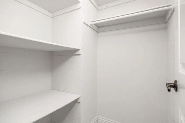 750 Breeze Hill Rd 110, Vista, CA 92081