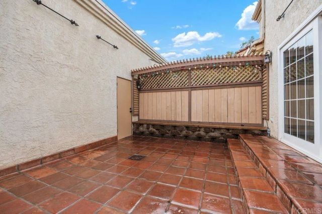 750 Breeze Hill Rd 110, Vista, CA 92081