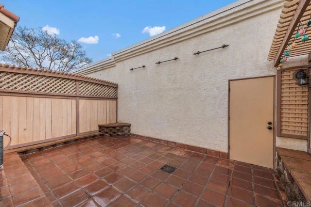 750 Breeze Hill Rd 110, Vista, CA 92081