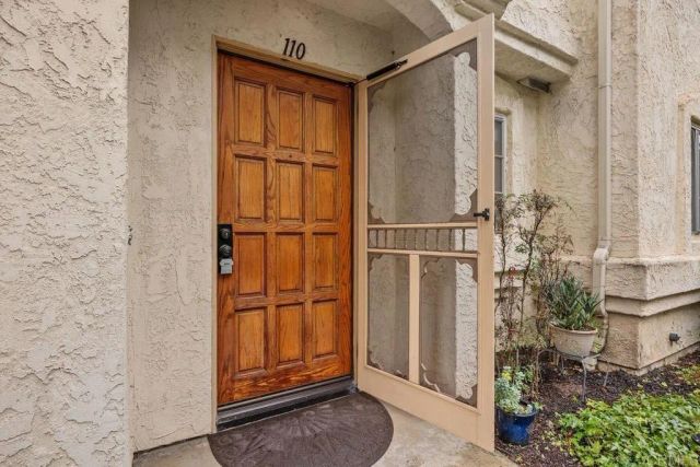 750 Breeze Hill Rd 110, Vista, CA 92081