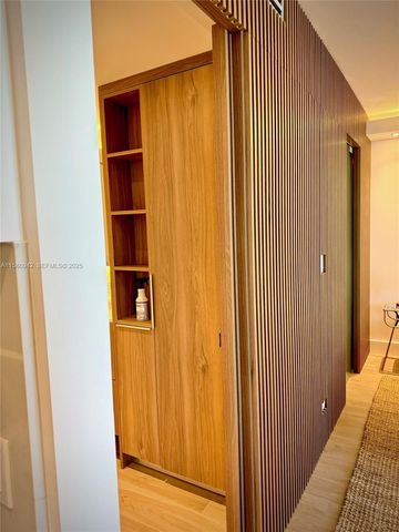 2301 Collins Avenue 837, Miami Beach, FL 33139