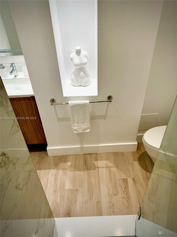 2301 Collins Avenue 837, Miami Beach, FL 33139