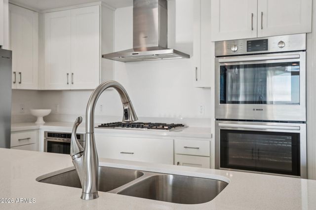 5250 E DEER VALLEY Drive 209, Phoenix, AZ 85054