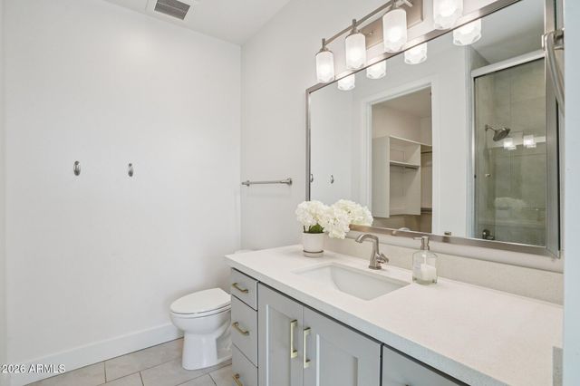 5250 E DEER VALLEY Drive 209, Phoenix, AZ 85054