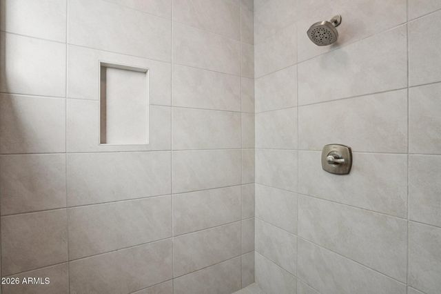 5250 E DEER VALLEY Drive 209, Phoenix, AZ 85054