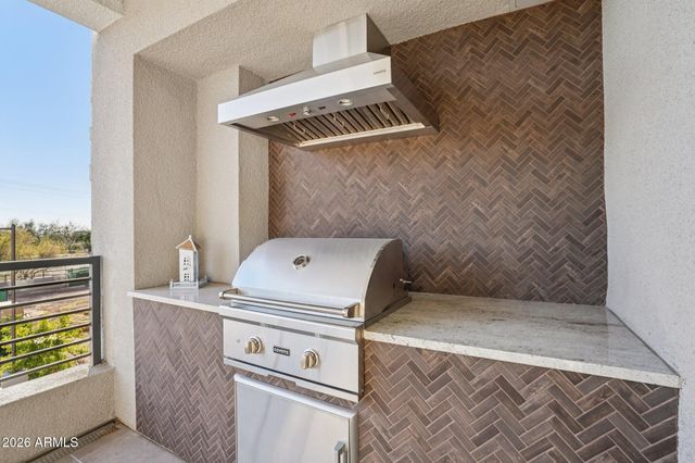 5250 E DEER VALLEY Drive 209, Phoenix, AZ 85054