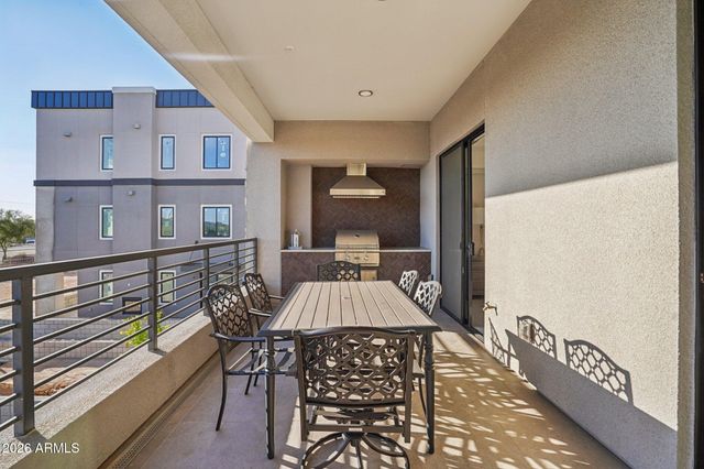 5250 E DEER VALLEY Drive 209, Phoenix, AZ 85054