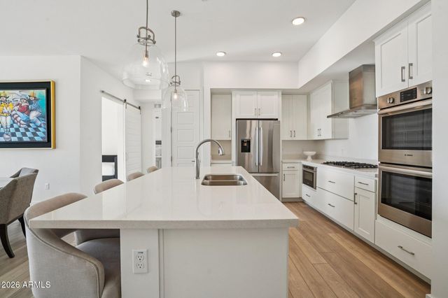 5250 E DEER VALLEY Drive 209, Phoenix, AZ 85054