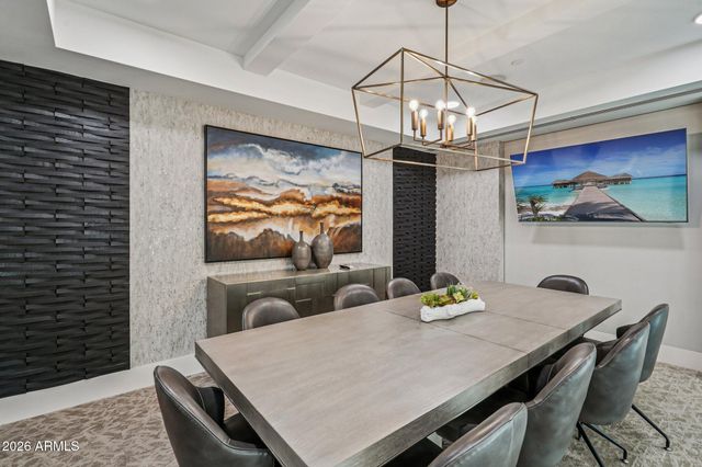 5250 E DEER VALLEY Drive 209, Phoenix, AZ 85054