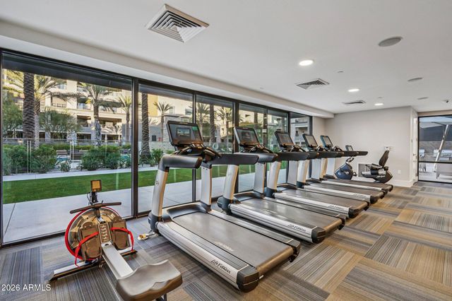 5250 E DEER VALLEY Drive 209, Phoenix, AZ 85054