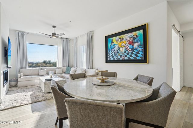 5250 E DEER VALLEY Drive 209, Phoenix, AZ 85054