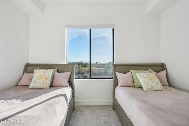 5250 E DEER VALLEY Drive 209, Phoenix, AZ 85054