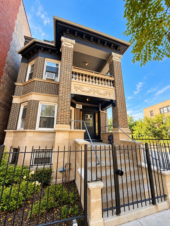 5628 S MICHIGAN Avenue, Chicago, IL 60637 — photo 2