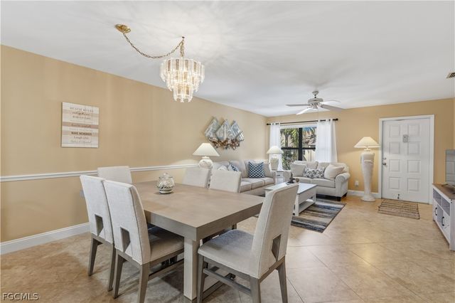 8336 Charter Club CIR 7, Fort Myers, FL 33919