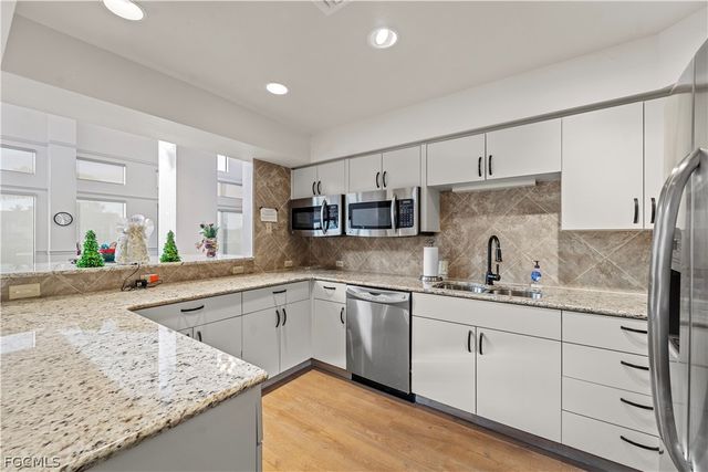 8336 Charter Club CIR 7, Fort Myers, FL 33919