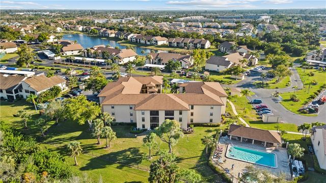 8336 Charter Club CIR 7, Fort Myers, FL 33919