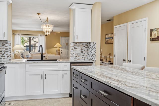 8336 Charter Club CIR 7, Fort Myers, FL 33919