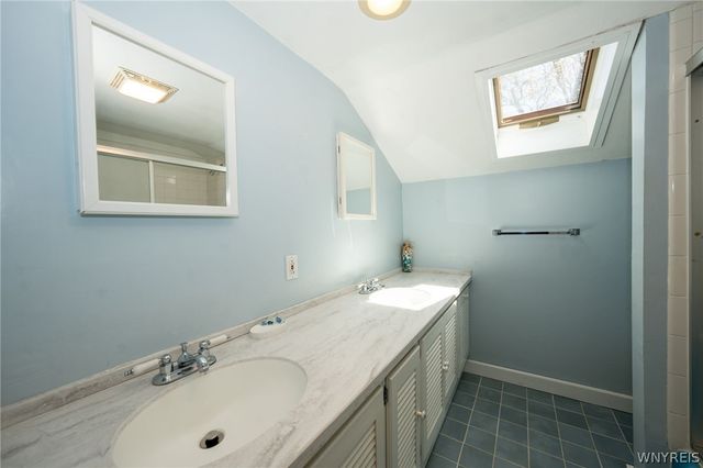5253 Columbia Avenue, Hamburg, NY 14075