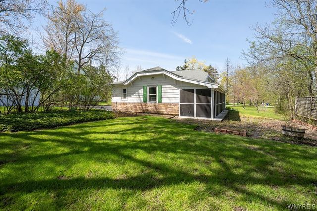 5253 Columbia Avenue, Hamburg, NY 14075
