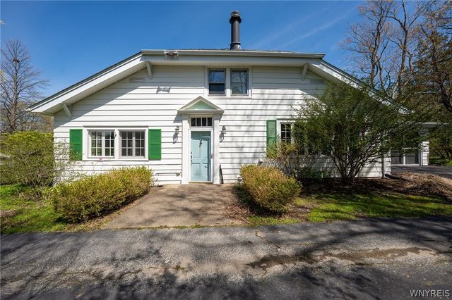 5253 Columbia Avenue, Hamburg, NY 14075