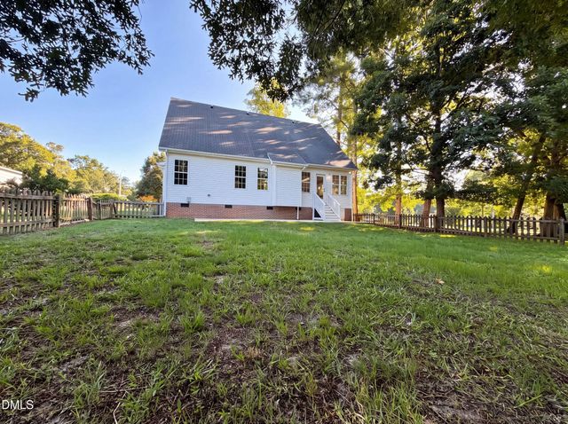 104 Kings Court, Garner, NC 27529