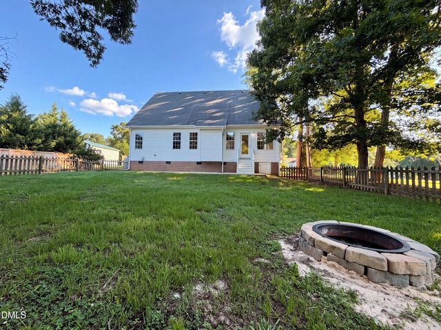 104 Kings Court, Garner, NC 27529