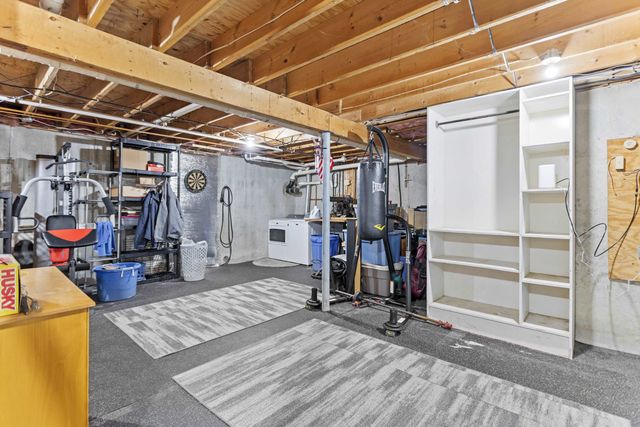 365 Deerfield Road, Allenstown, NH 03275