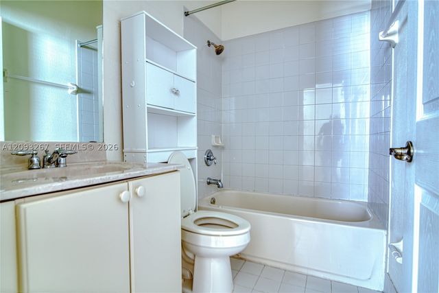 4928 SW 140th Ter 2, Miramar, FL 33027