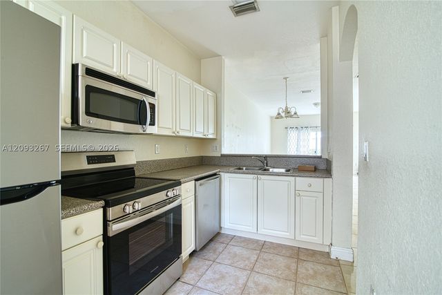 4928 SW 140th Ter 2, Miramar, FL 33027