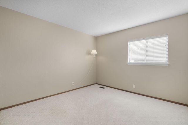 1178 Laurel Place NE, Albuquerque, NM 87122