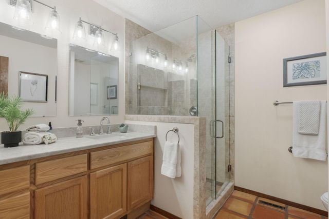 1178 Laurel Place NE, Albuquerque, NM 87122