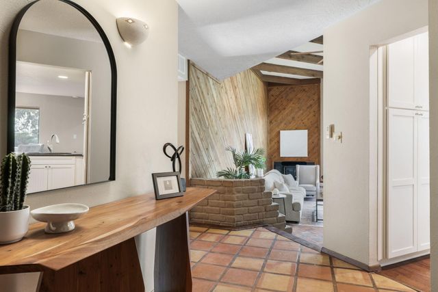 1178 Laurel Place NE, Albuquerque, NM 87122