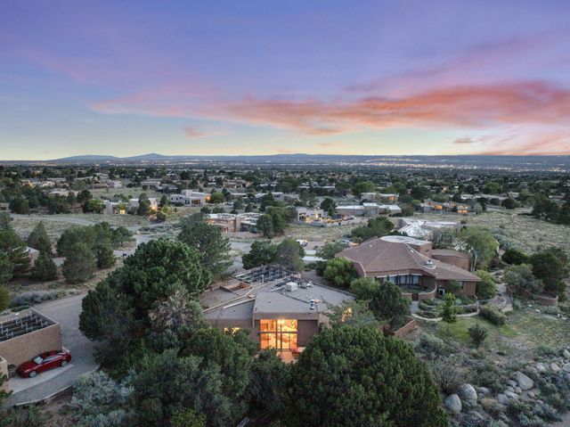 1178 Laurel Place NE, Albuquerque, NM 87122