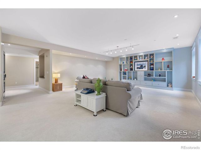 7205 Rustic Trail, Boulder, CO 80301