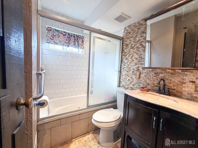 772 Shannon Avenue, Perth Amboy, NJ 08861