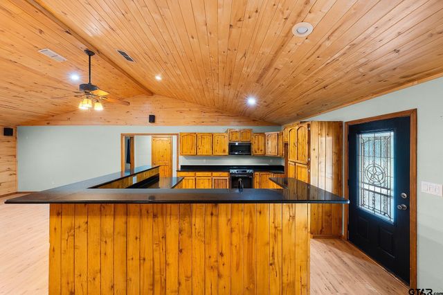 220 County Road 4577, Sulphur Springs, TX 75482