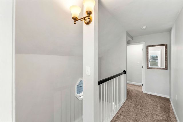 4 Wood St, Chelmsford, MA 01863