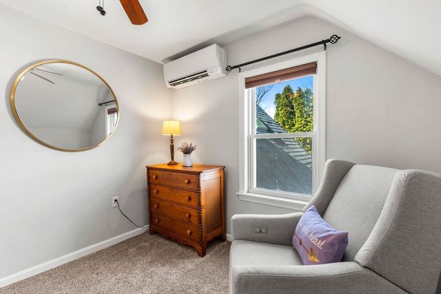 4 Wood St, Chelmsford, MA 01863