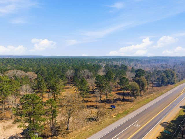 8576 Us- Hwy 190 W, Livingston, TX 77351