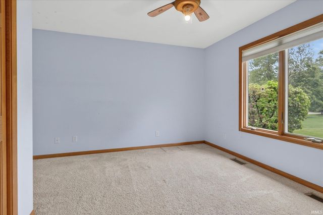 19242 Broken Tree Court, Bristol, IN 46507
