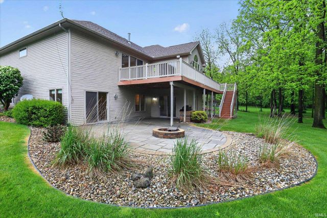 19242 Broken Tree Court, Bristol, IN 46507