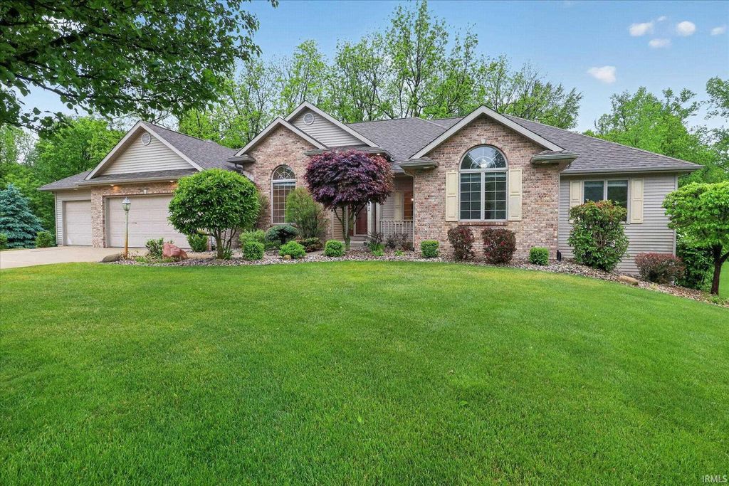19242 Broken Tree Court, Bristol, IN 46507