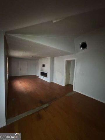 460 Dot Drive, Atlanta, GA 30349