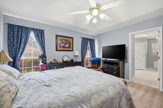 1403 Nautilus Drive, Navarre, FL 32566