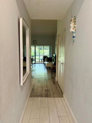 3927 Vine Tree Trail B, Lake Worth, FL 33467